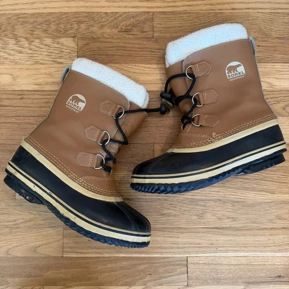 Sorel Snow Boots Size 6