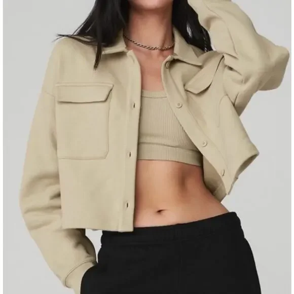 Alo Yoga Renown Crop Button Up Shirt Sweatshirt Jacket in California Sand Sz L