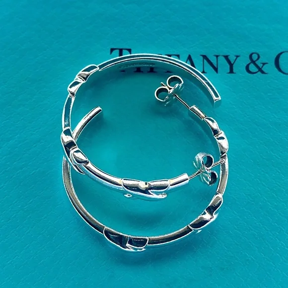 Classic signature‎ X earrings