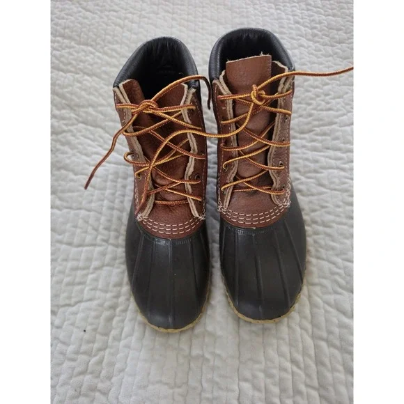LL Bean Bean Boots Short Womens Size 7M/9W Duck Boots EUC Made In Maine USA