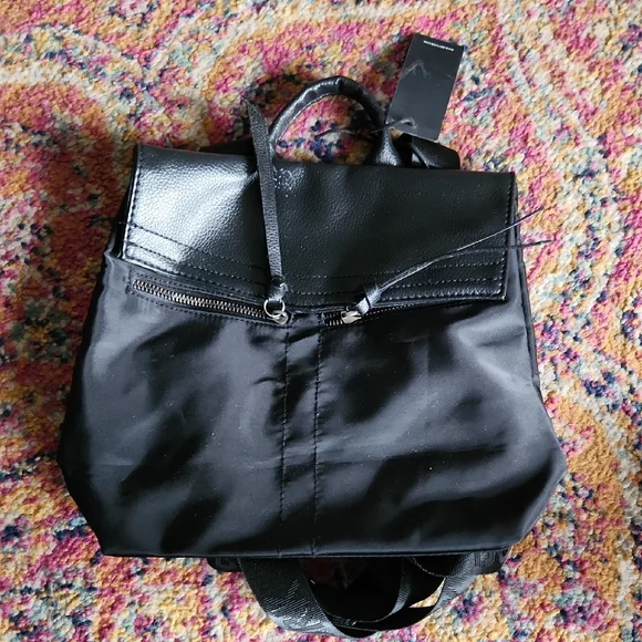 Botkier New York bagpack
