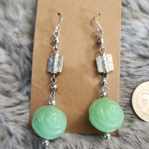 Green and Silver Rose Detail Dangle Earrings‎