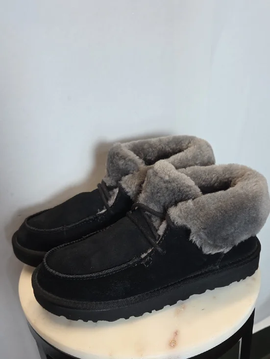 UGG Diara Black And Gray Leather Shearling-Lined Shoes Size 8