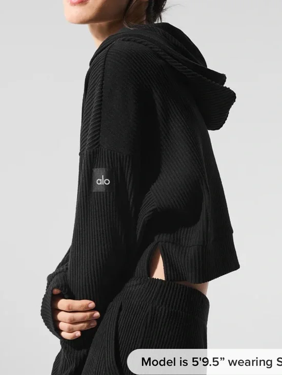 Alo Yoga Women’s Black Muse Hoodie Small
