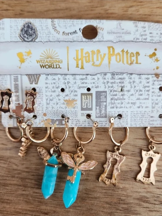 Harry Potter Flying Key & Keyhole Hoop Earring Set - Wizarding World Jewelry