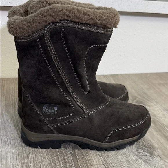 Sorel Chocolate Suede Boots with Fleece Collar