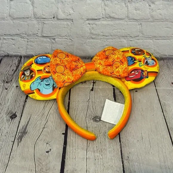 Run Disney Springtime Surprise 2023 Minnie Mouse Ears