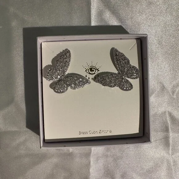 ✨ Sparkling Butterfly Earrings ✨