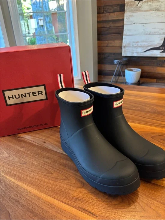 NEW Hunter Women’s Original Short Black Play Wedge Rain Boot Size 11