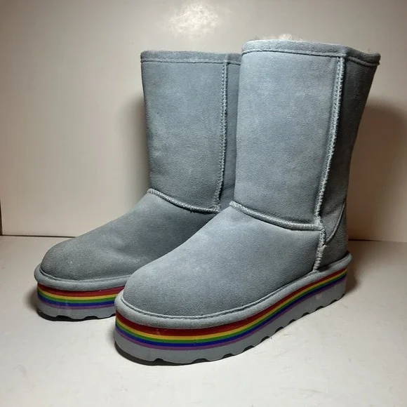 BearPaw Retro Elle Platform Boot Blue Fog Women's Size 9 Model 2486W Rainbow