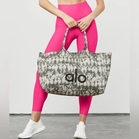 NWT Alo Yoga Shopper Tote Bag Tie Dye Oversized Heavy Duty Canvas Grey/Black