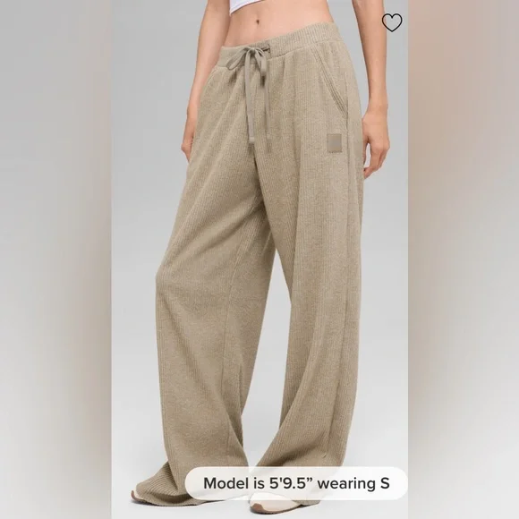 Alo NWT Muse Wide Leg Pants Gravel Heather Size M