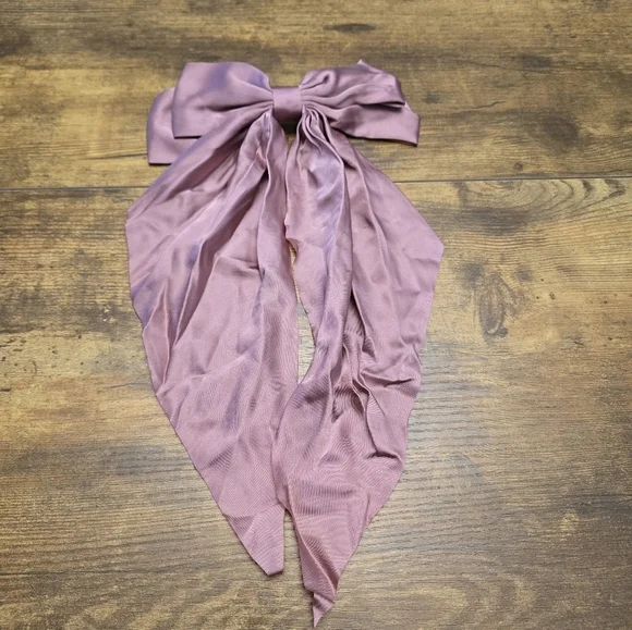 New handmade butterfly shape large blush pink hair bow clip