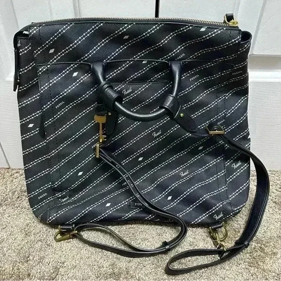 Fossil Parker Convertible Backpack.‎ Black. Faux leather.