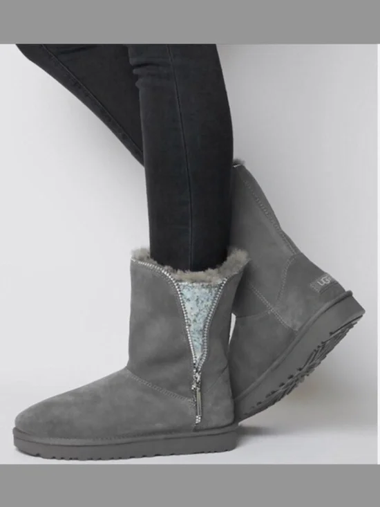 UGG Zipper Sequin Classic Gray Short Boot Size 9