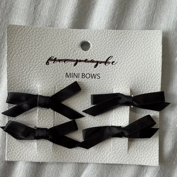 Free People Darling Set of 4 Free People Mini Hair Clips