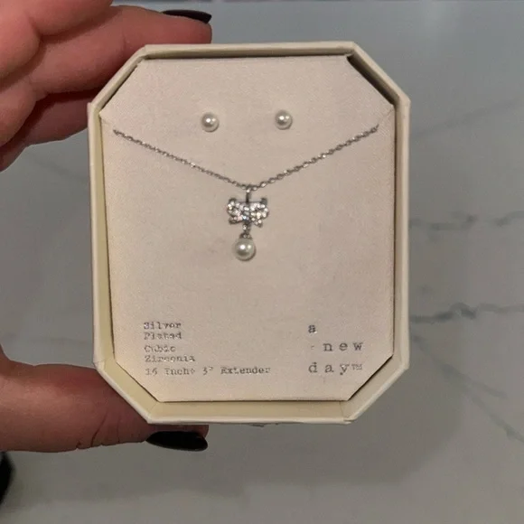 A new day jewlery set