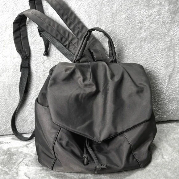 Charcoal Gray Nylon Drawstring Travel Backpack Magnetic Flap Closure Adjustable