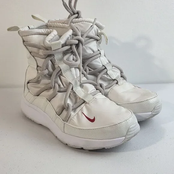 Nike Tanjun High Rise Womens 6 Summit White Sail Winter Boots AO0355-005 EUC