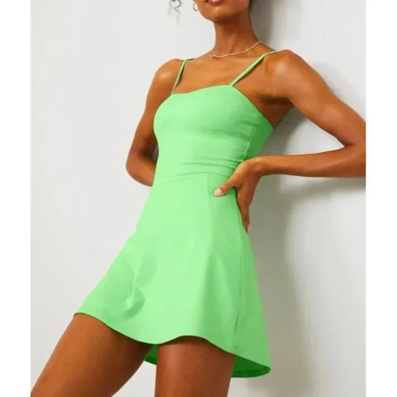 Alo Courtside Tennis Dress Ultramint Neon Green Padded A-Line Skater Skort L