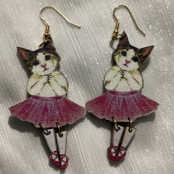 😺-Lightweight Wooden Ballerina Cat Hook Drop Dangle Earrings