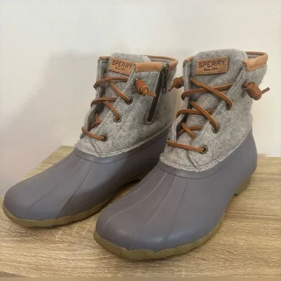 Sperry GUC gray thins ululated ankle boots Size 7