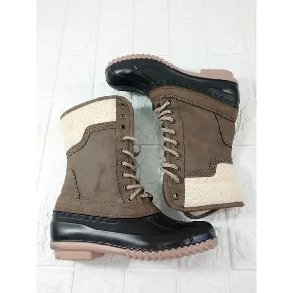 Magellan Outdoors Women's Sweater Collar Duck Boots Size 5B EUC