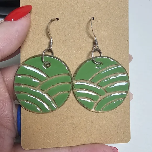 Green Enamel Glass Dangle Earrings‎