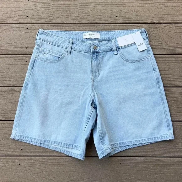 Hollister Low Rise Baggy Denim Shorts Jorts Size 14 W32 NWT