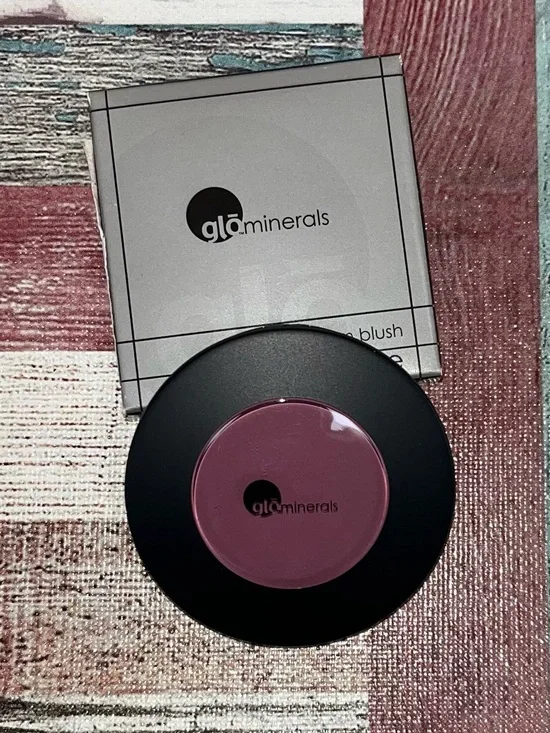glominerals NIB gloCream Blush Plumeria Makeup Cheeks Purple .12 oz Made in USA