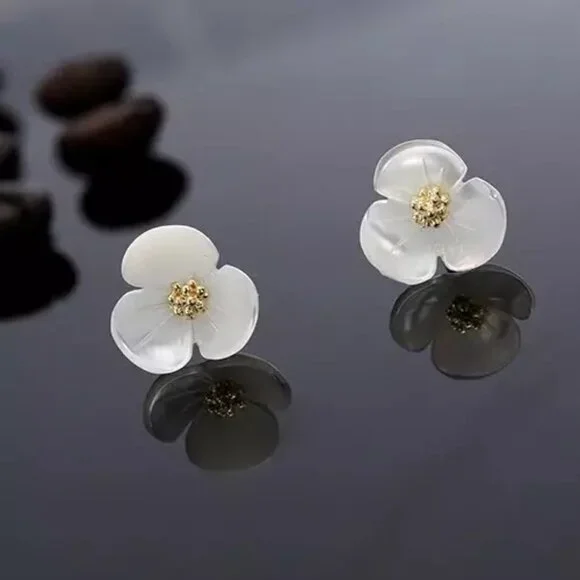 18k GP sterling silver Mother of Pearl flower earrings