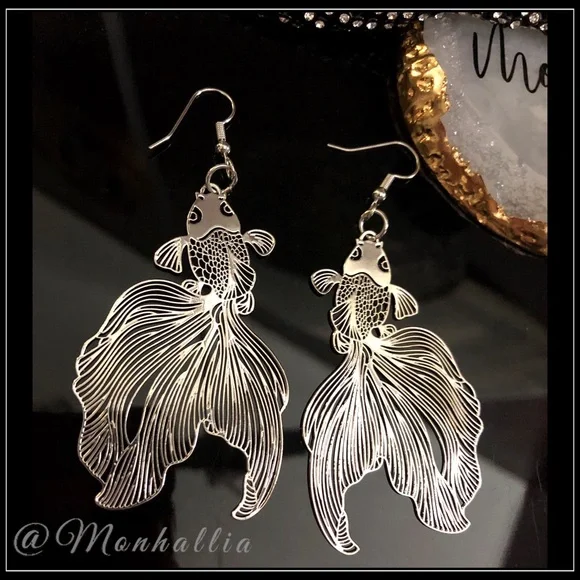 Clearance! New Steel laser chrome plate koi beta ocean fish astrology earrings