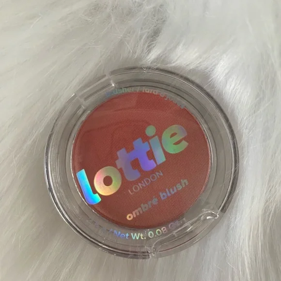 Lottie London Ombré blush in exposed