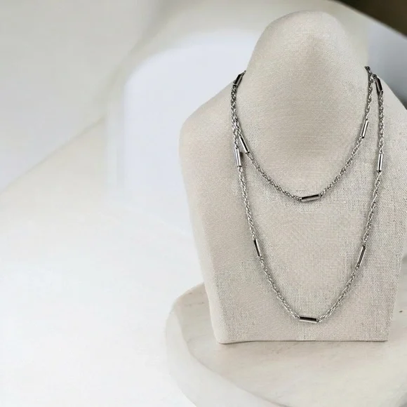 EUC~ Vintage Sarah Coventry Silver-Tone Wheat Chain Necklace 35.5”
