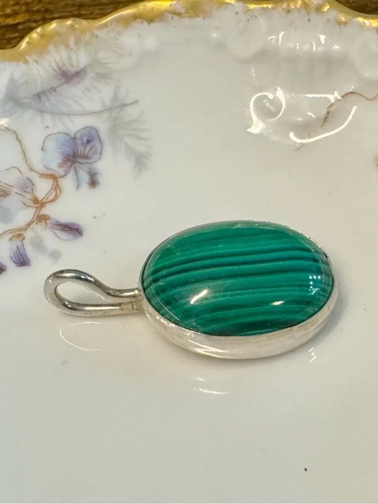 Vintage Sterling Silver Malachite Pendant