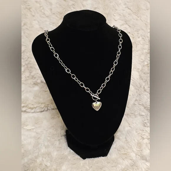 Stainless Steel White Gold Overlay Toggle Heart Necklace NWT