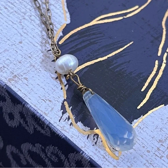 Estate Freshwater Pearl and “Milky” Faux Crystal Gold tone Necklace C2