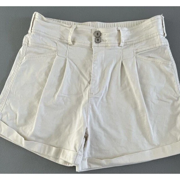 Women’s Pleated Front Shorts Large Ivory Elastic Back Folded Hem Pockets Baggy