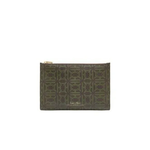 India Hicks - Flat Stanley - Green Heritage