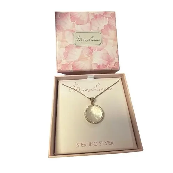 Mia Sarine Necklace New In Box
