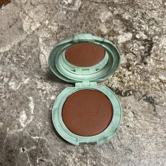 Clinique Soft Touch Creamy Blusher‎ Cream Blush Different Grape .09 oz Mini NEW