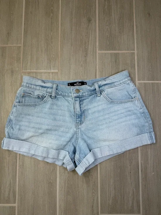 Hollister Low Rise Vintage Baggy Light Blue Rolled Hem Denim Shorts