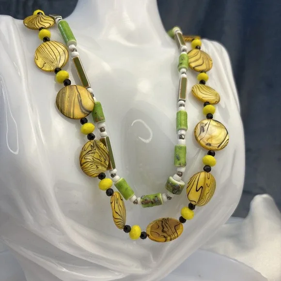 Yellow Green Beaded Necklaces 20