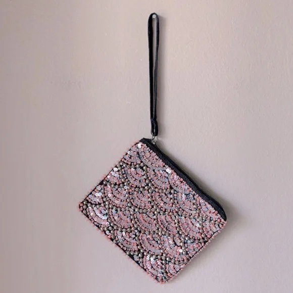 SL by STREET LEVEL Beaded Sequin Mini Wristlet Clutch