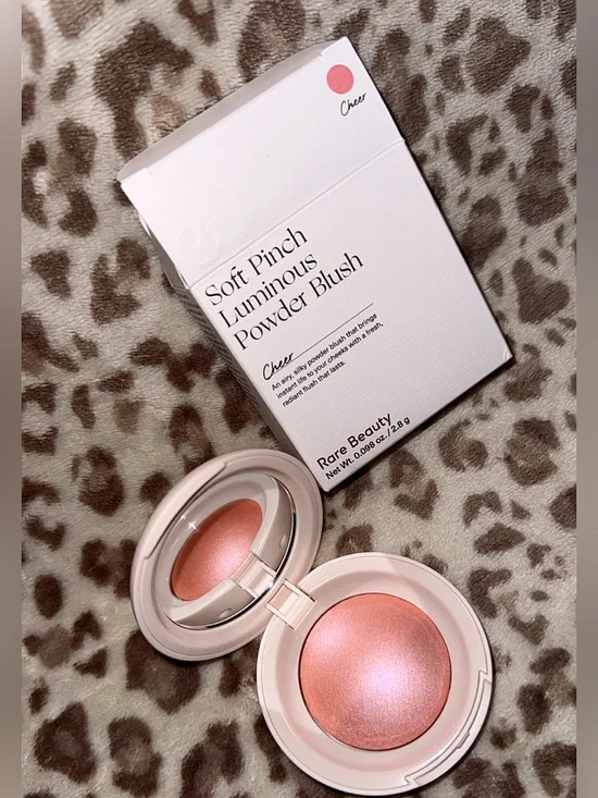 Rare Beauty Soft Pinch Luminous Powder Blush ✨