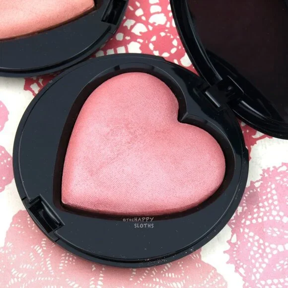 Mary Kay Baked Cheek Powder: Giving Heart - Limited Edition NIB‎