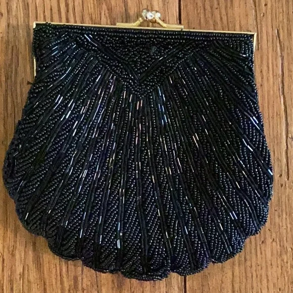 Vintage handmade black scalloped beaded shell bag with optional crossbody strap
