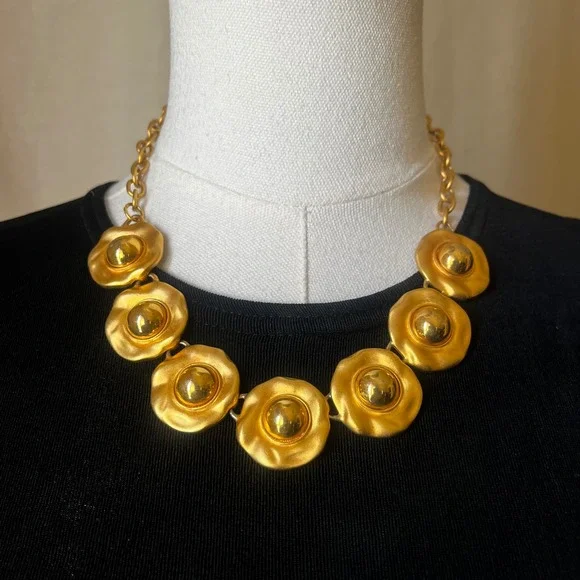 Vintage Gold Tone Sculptural Disc Statement Necklace Bib Collar 19 Inch Mod