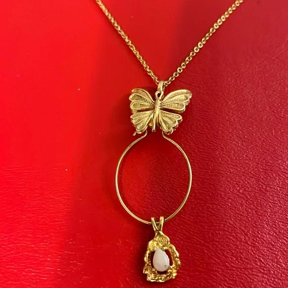 Sarah Coventry 1980's Butterfly Charm Holder