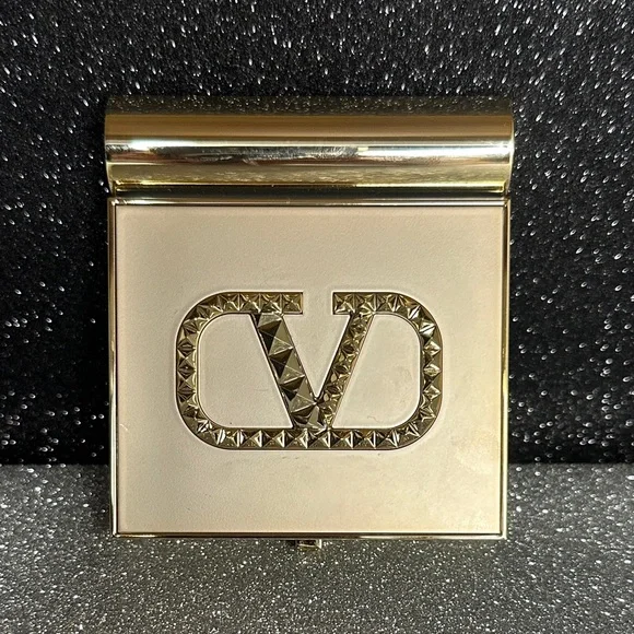 Valentino Eye2Cheek Shade 4 Sweet Rebel